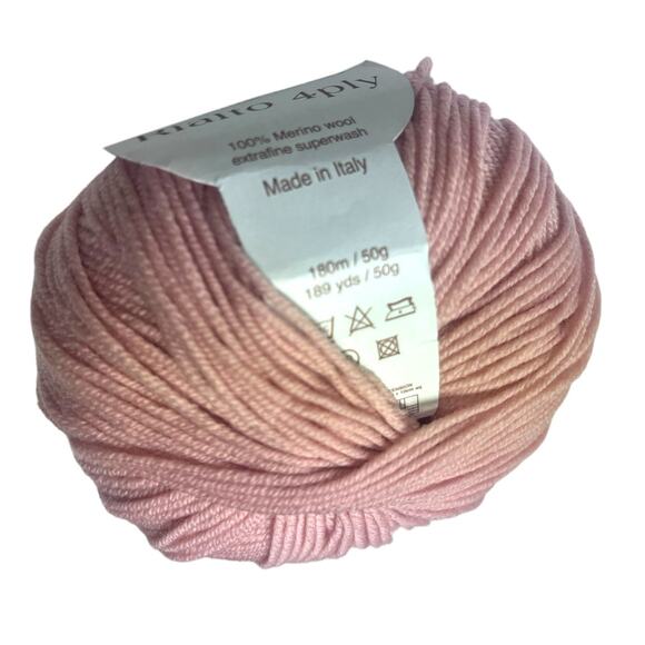 8 Skeins Debbie Bliss Assorted Yarns | Cashmere Cotton Wool | Pink Purple Blue - Picture 5 of 11